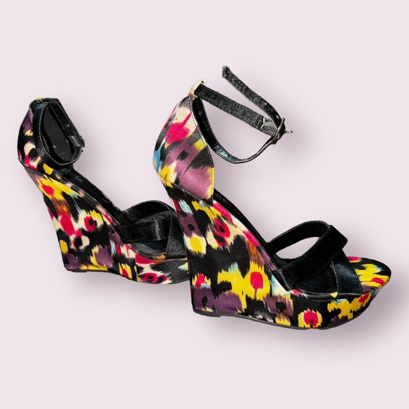 Charlotte Rose Multicolor Wedge Platform Heels - Picture 6 of 6